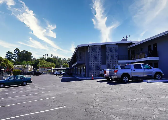 Boutique hotel only: Seaside Inn & Suites